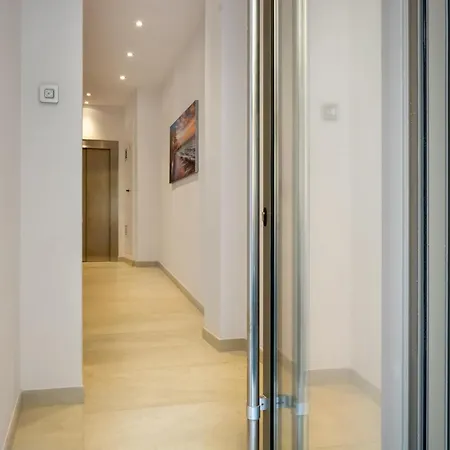Minty - La Merced Atico Duplex Málaga