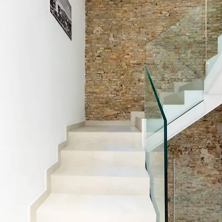 Minty - La Merced Atico Duplex Apartamento *