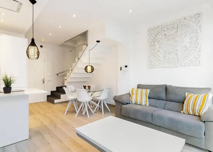 Duplex 2bd 2bth Terrace-malaga Center Appartement