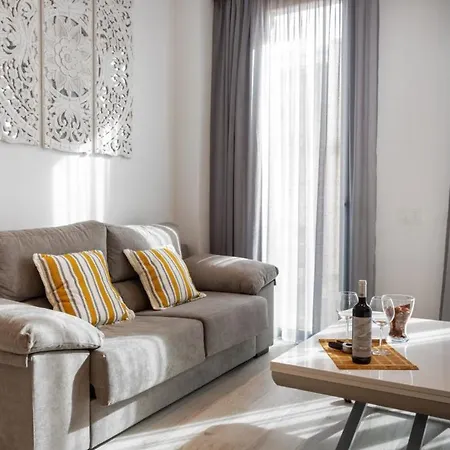 Minty - La Merced Atico Duplex Apartment